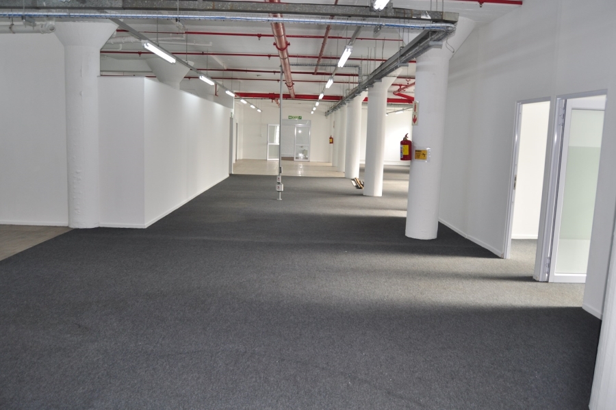 To Let commercial Property for Rent in Paarden Eiland Western Cape